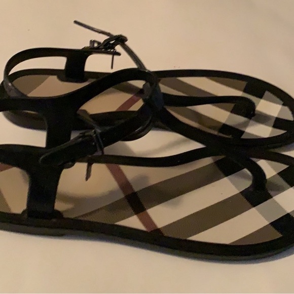 Authentic Burberry Thong Jellies - Picture 2 of 4